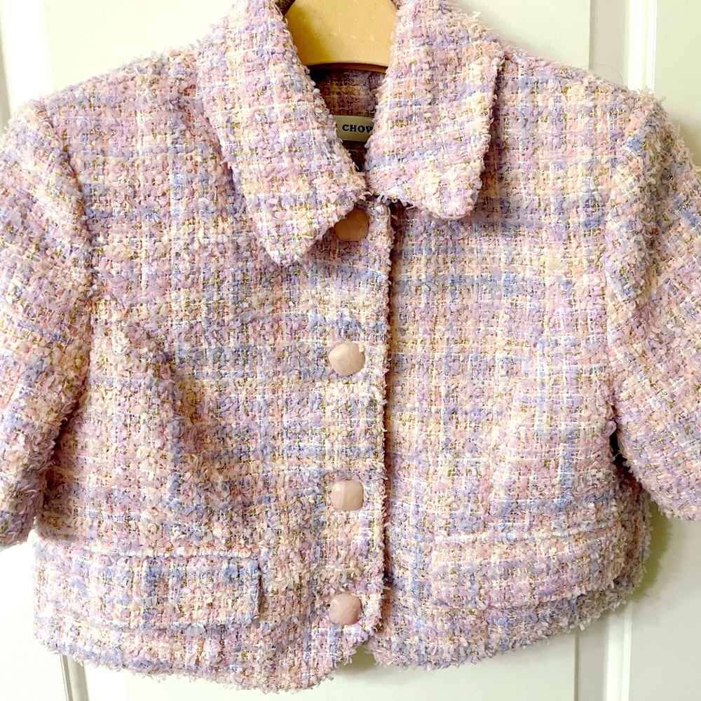 Cute cropped tweed blazer
